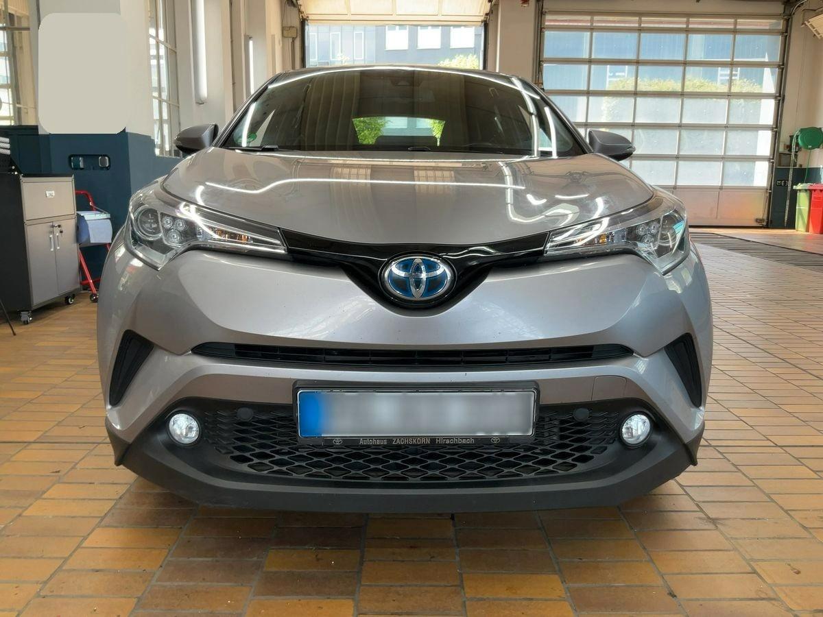 Toyota C-HR Hybrid Flow