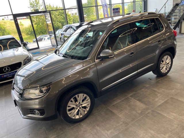 Volkswagen Tiguan Life TSI 4Motion *1.HAND*NAVI*XENON* SHZ*
