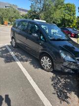Opel Zafira 1.6 ecoFLEX Family Family ,TÜV Juni 28 - Opel Zafira Gebrauchtwagen in München