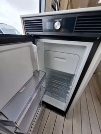 Westfalia Columbus 600 E 140PS 8G LTE Solar LED Lithium 