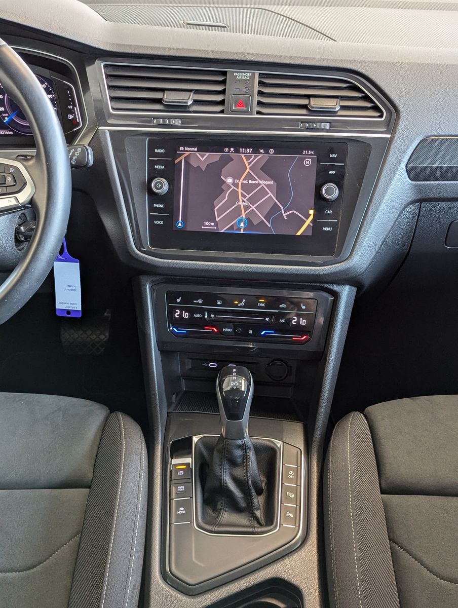 VW Tiguan 2.0 TDI DSG Elegance HUD Assist-Plus StHz - Image 20