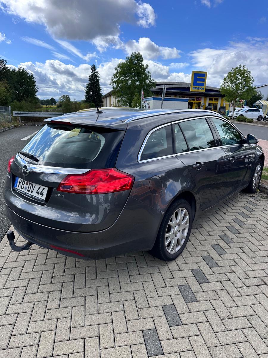 Opel Insignia Sports Tourer 2.0 Neu Tüv