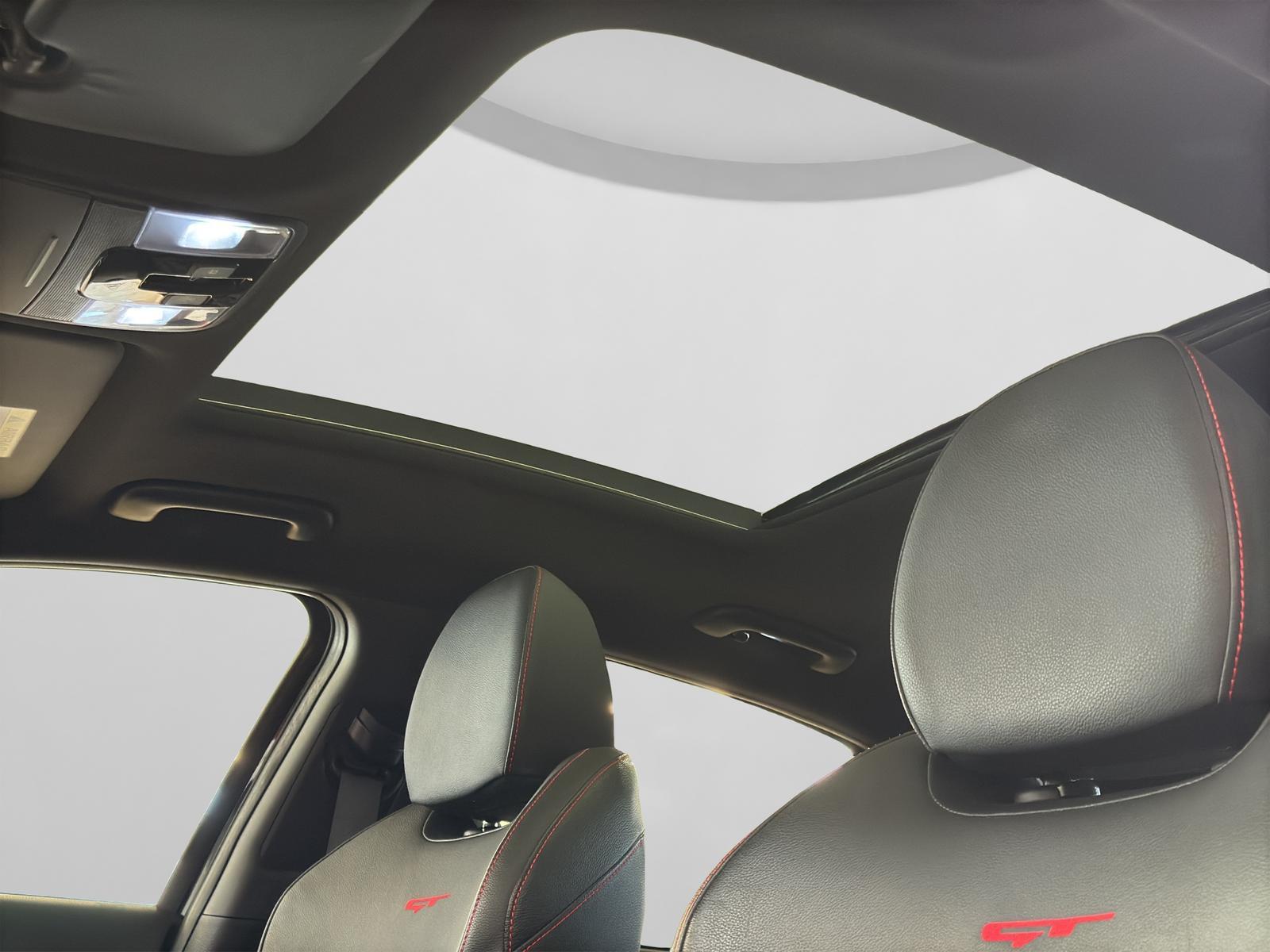 Kia CEED 1.6T GT PANO-DACH+TEIL-LEDER+NAVI+LED-LICHT