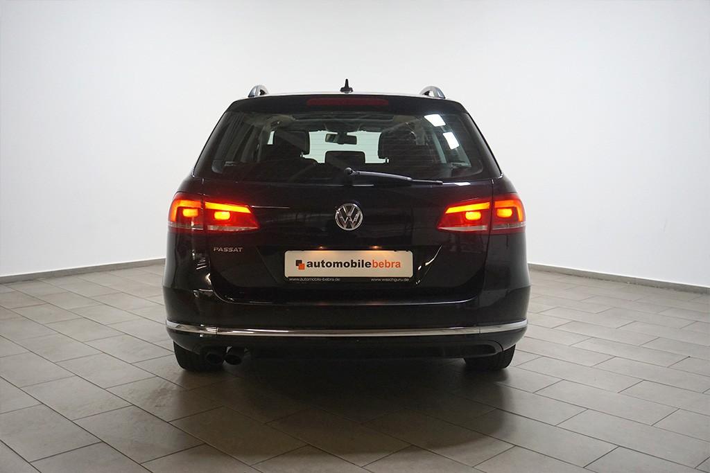 Volkswagen Passat 2011 — photo 5