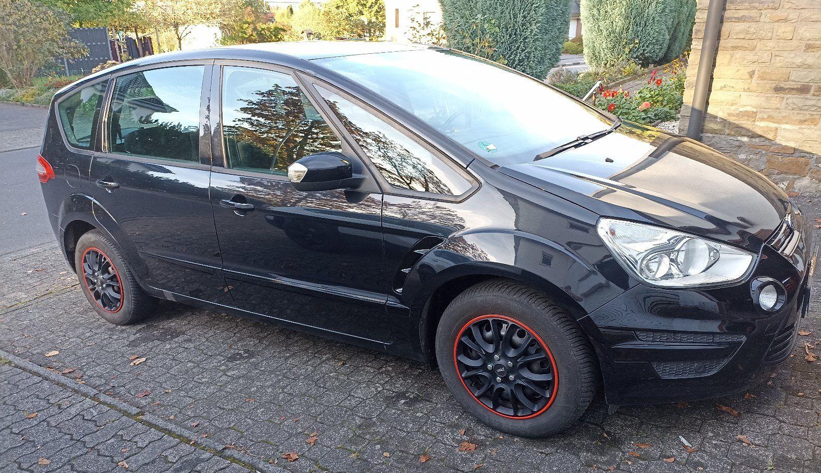 Ford S-MAX 2011 — interior