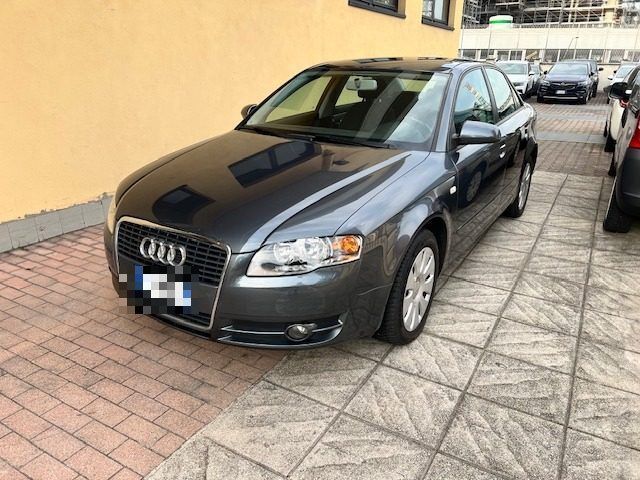 Audi AUDI A4 2.0 20V