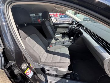 Volkswagen Passat Variant - 12