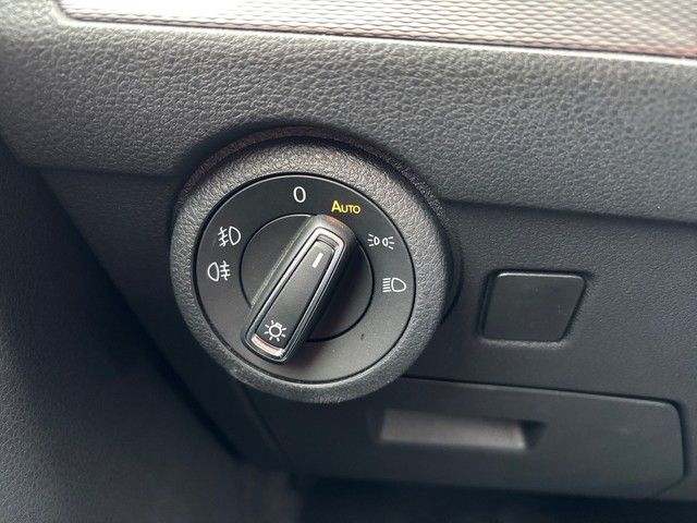 Fahrzeugabbildung Volkswagen T6 Multivan 6.1 2.0TDI DSG Gen.SIX LED+ACC+AHK++