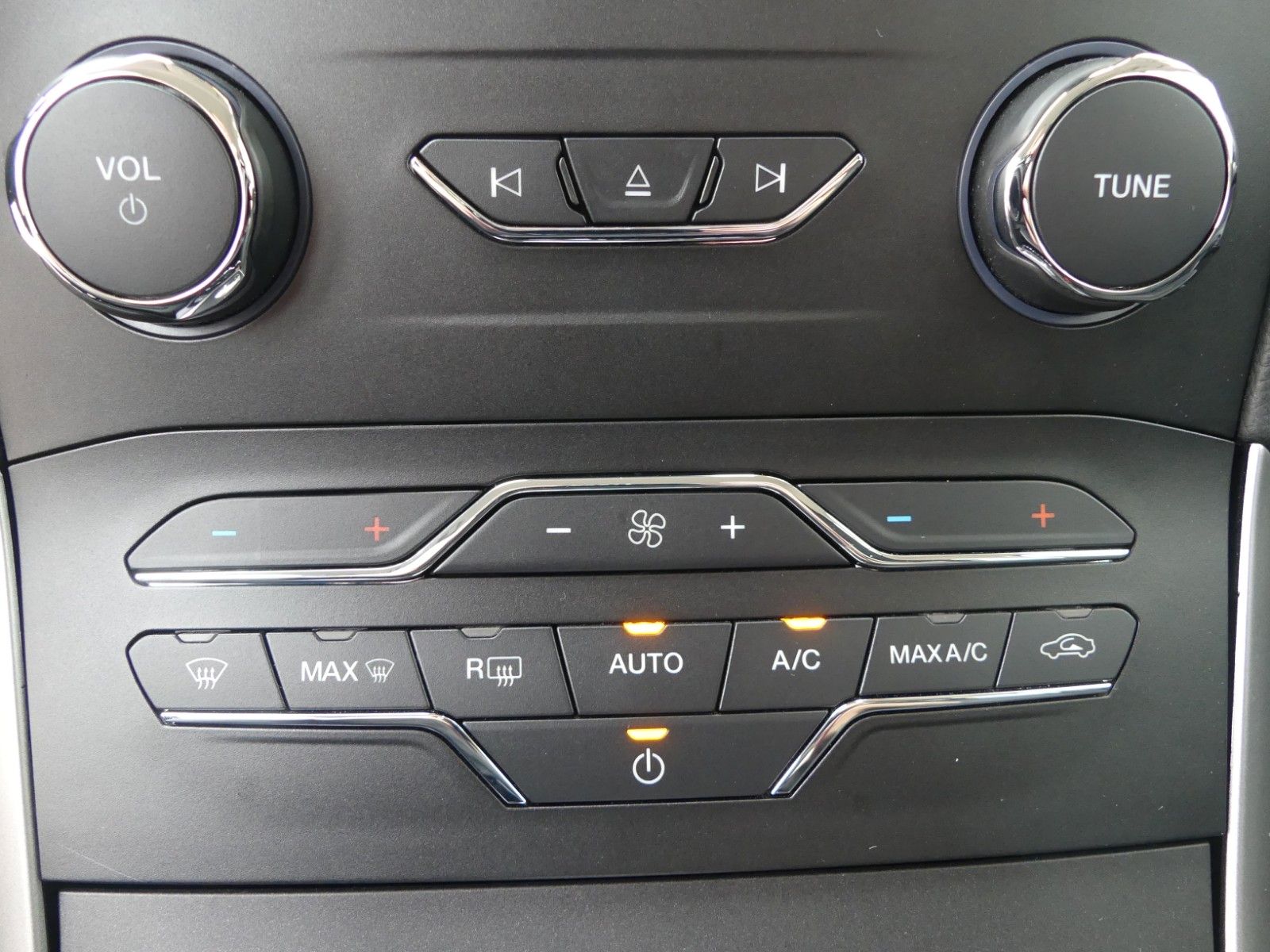 Fahrzeugabbildung Ford Galaxy Trend*Kamera*7 Sitze*