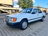 Mercedes-Benz E230 W124 /Scheckheftgepfleg... - Mercedes-Benz E 230: W124