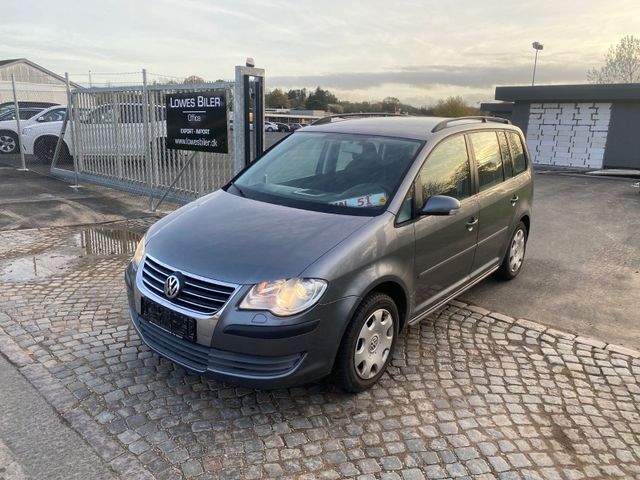 Volkswagen Touran Conceptline 1.4 TSI