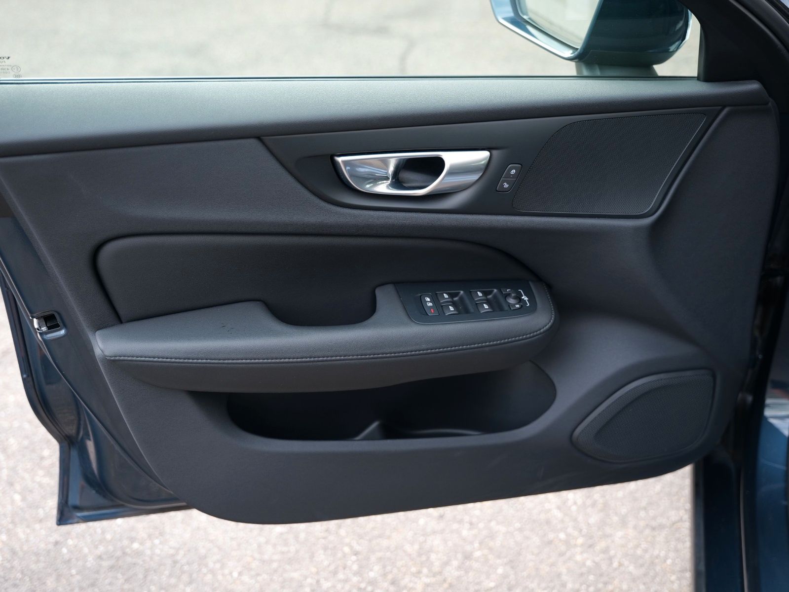 Volvo V60 B4 Core LEDER NAVI ACC 4xSHZ KEYLESS PDC CAM foto 10