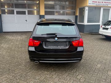 BMW 320 - 4