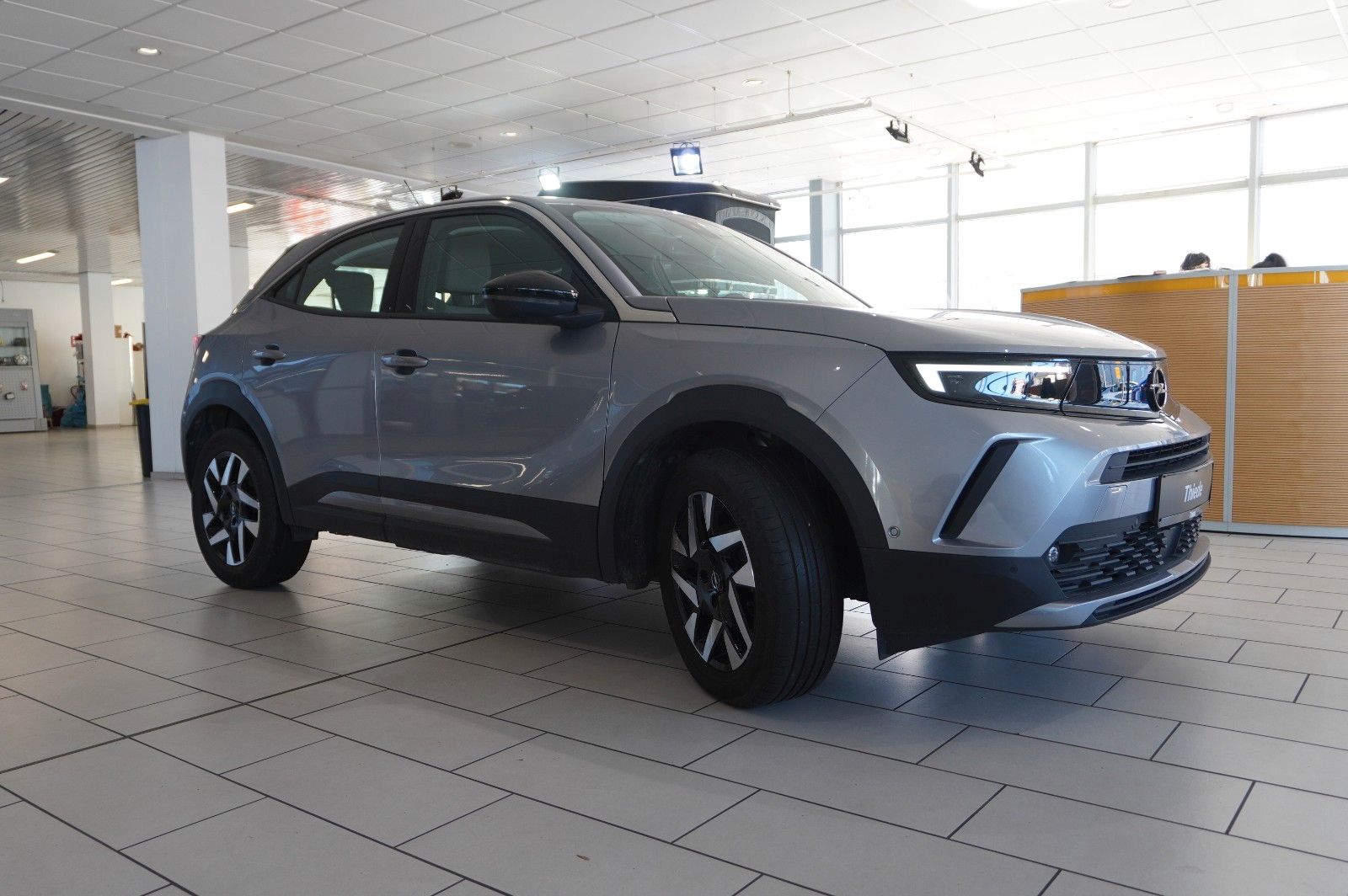 Fahrzeugabbildung Opel Mokka ELEGANCE 1.2T NAVI/LED/KAMERA/SPORT/SH/DAB