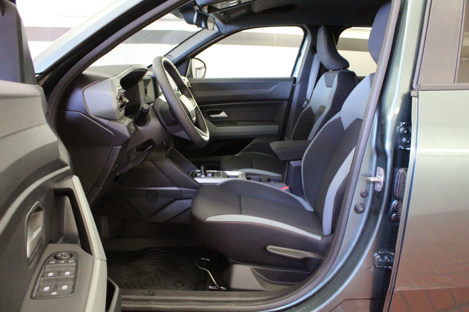 Fahrzeugabbildung Dacia Duster hybrid 155 Extreme *City-*Technik-*Winter