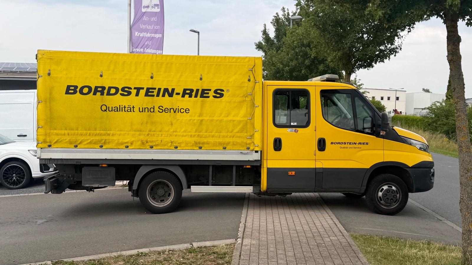 Iveco Daily Fahrgestell Doppelkabine 50 C ... Radstand