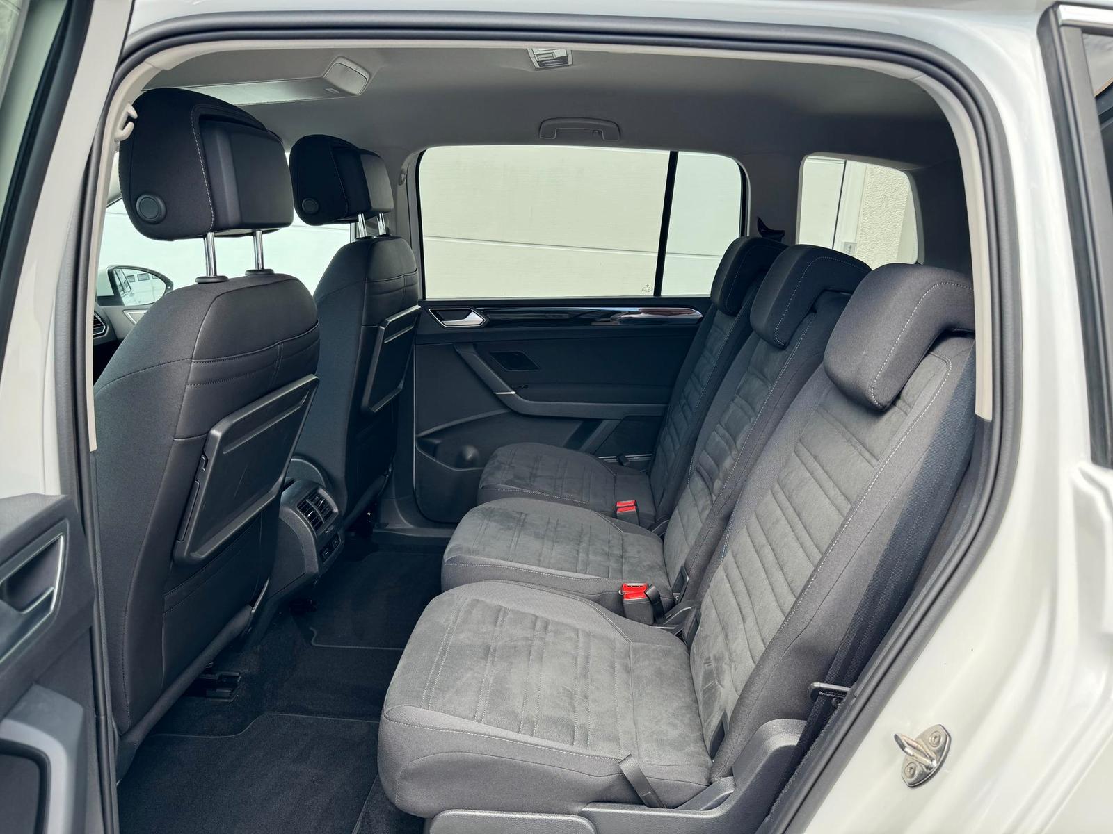 Volkswagen Touran Highline 1.5 TSI ACT OPF LED+NAVI+EasyOpe, миниатюра 19