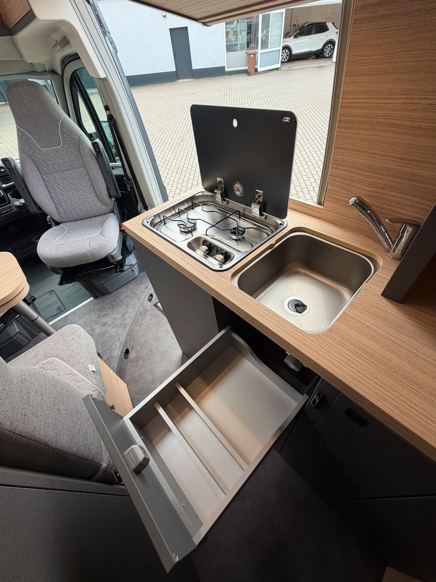 Fahrzeugabbildung Malibu Van 640 LE RB GT - first class two rooms