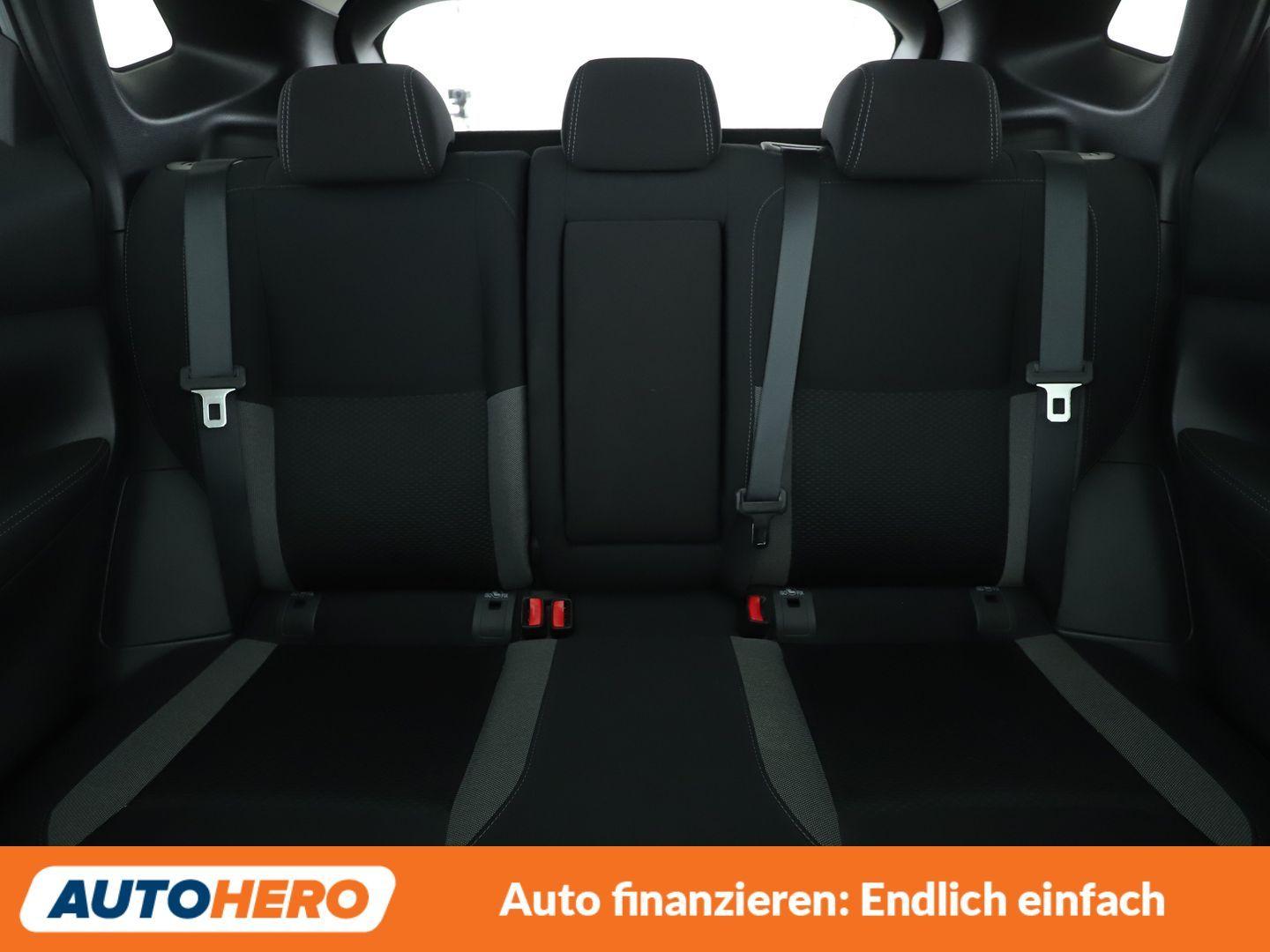 Nissan Qashqai 1.3 DIG-T N-Connecta *NAVI*TEMPO*CAM*PDC
