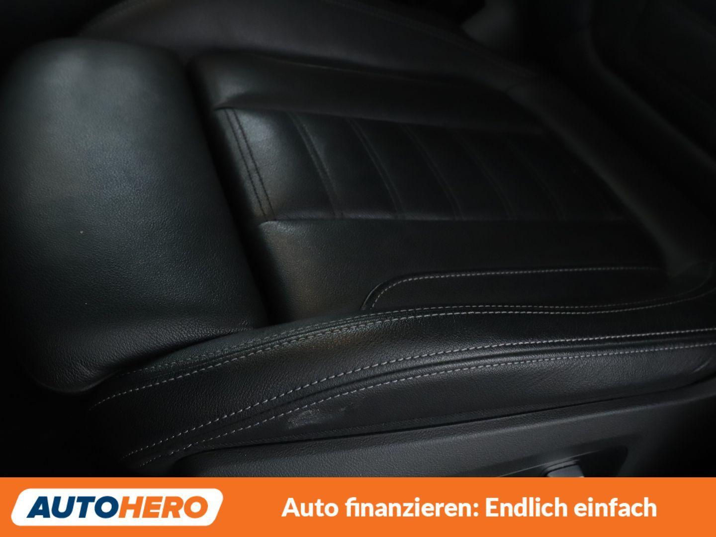 BMW 320i M Sport Aut.*NAVI*LASER*PANO*CAM*PDC*SHZ*