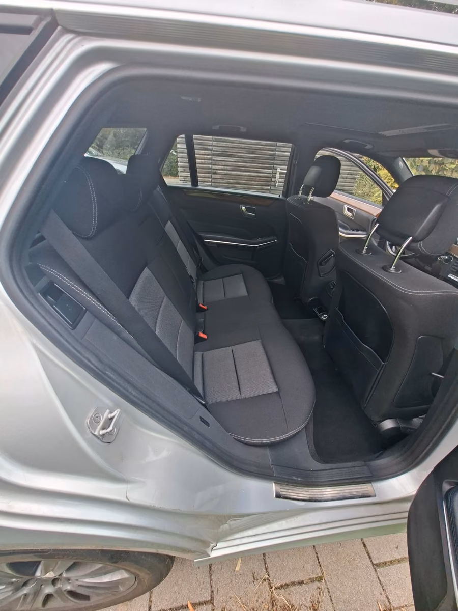 Mercedes-Benz E 220 d T-Model 9G Tronic