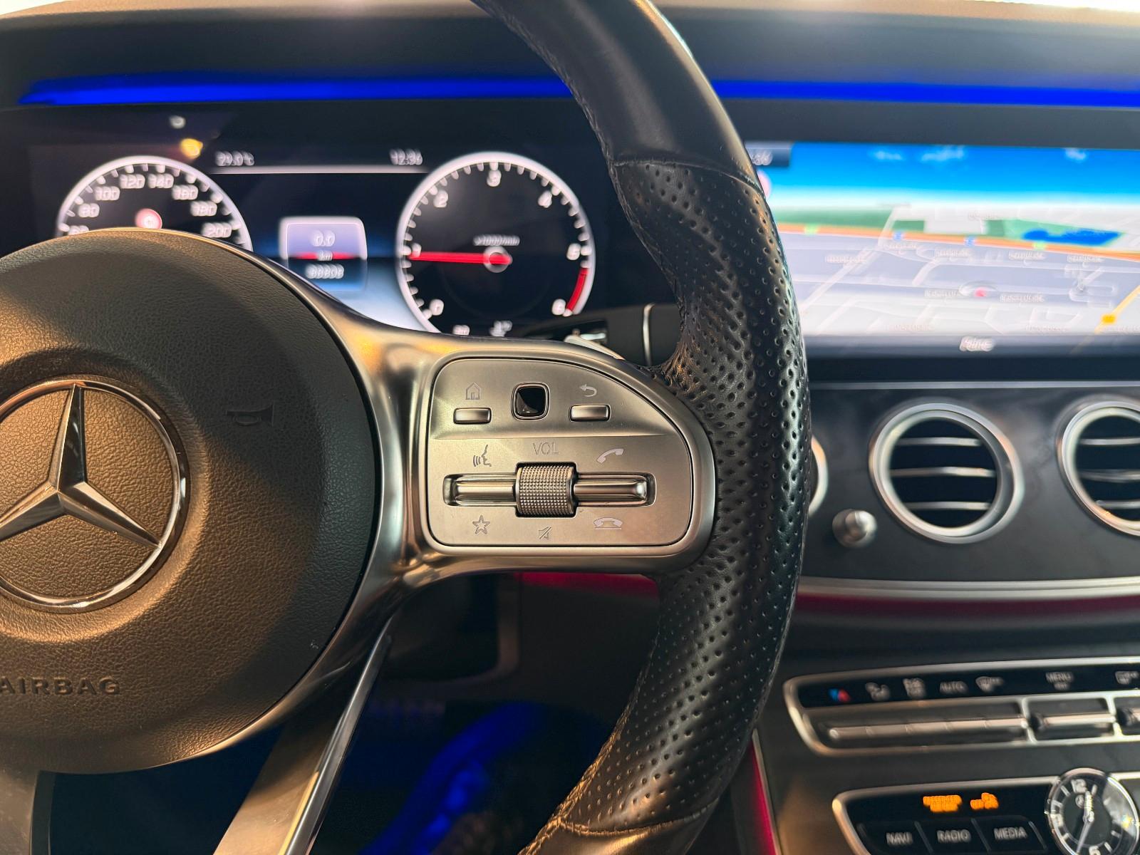 Mercedes-Benz E 220 d 4Matic T 9G  AMG Line *LED*Virtual*Navi*