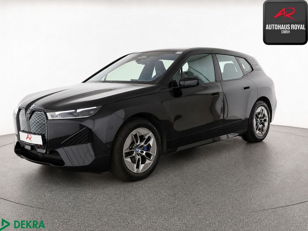 Image of BMW iX