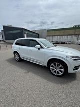 Volvo XC90 D5 AWD Geartronic Inscription Pano. AHK.  - Volvo XC90 Gebrauchtwagen in Stuttgart