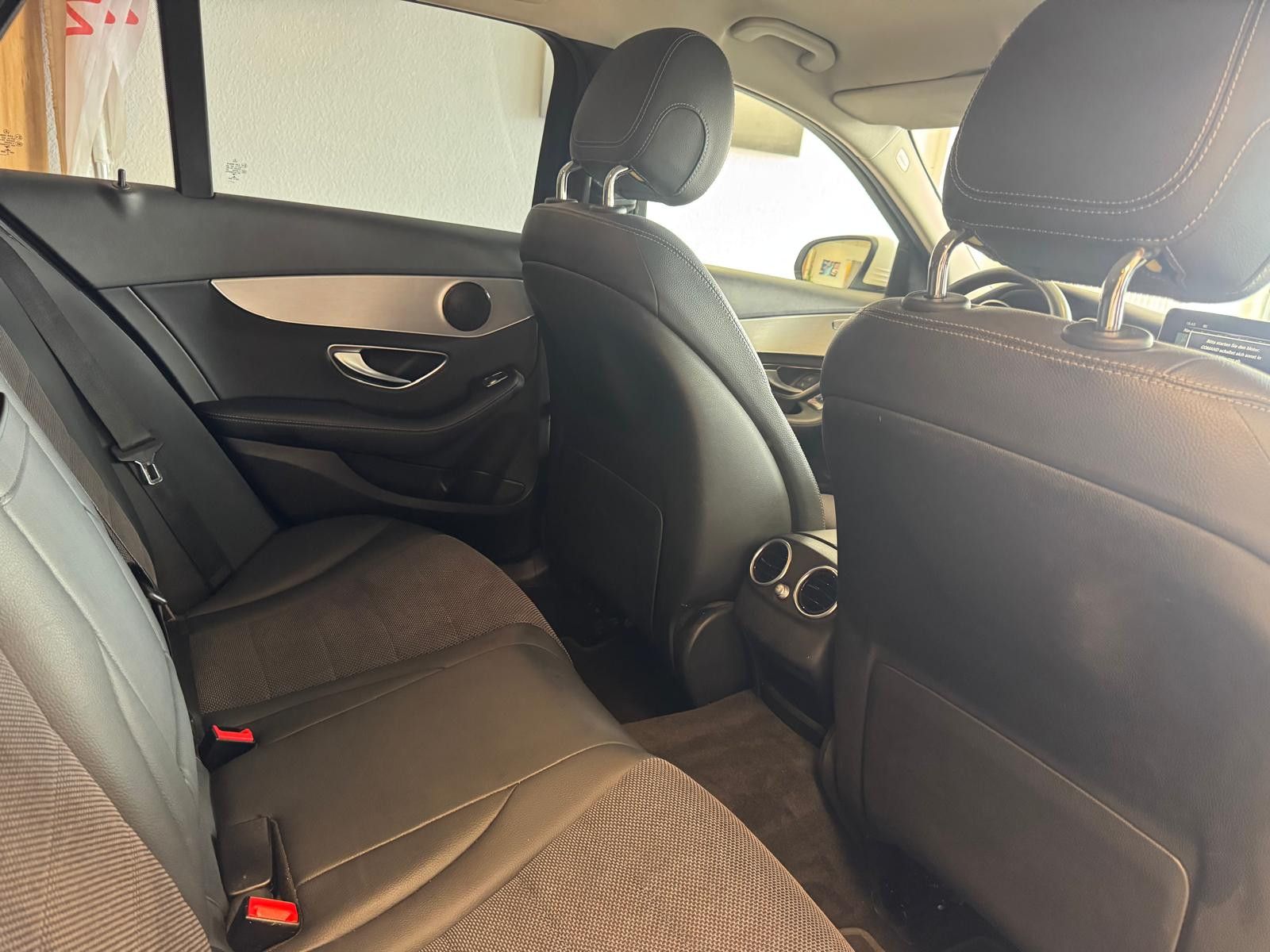 Fahrzeugabbildung Mercedes-Benz C 200 T-Modell AVANTGARDE/NAVI/KLIMA/