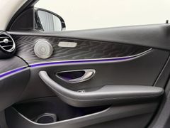 MERCEDES-BENZ E 220 d 4Matic T Avantgarde Sparsam Elegant