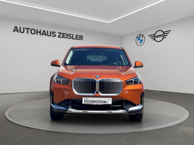 Foto Nummer 5: BMW iX1