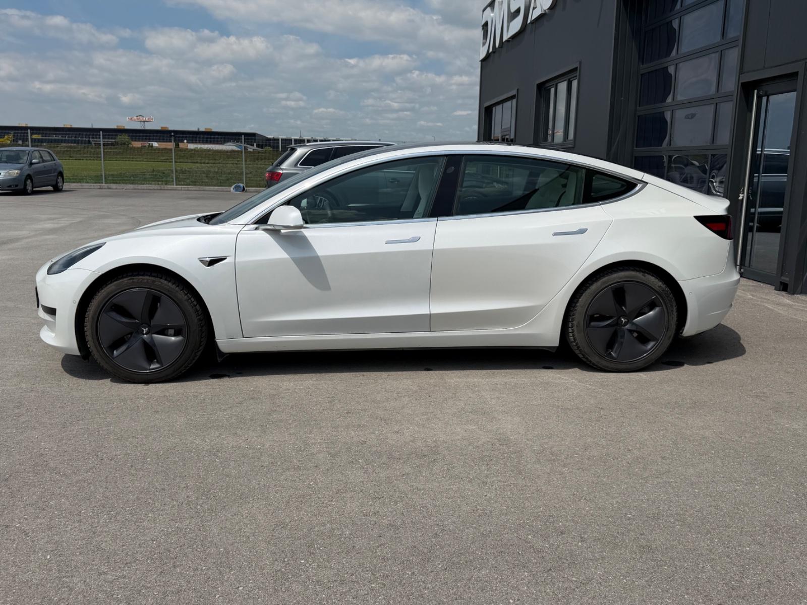 TESLA MODEL 3 306CH - STANDARD PLUS - RWD - INTERIEUR CUIR BLANC