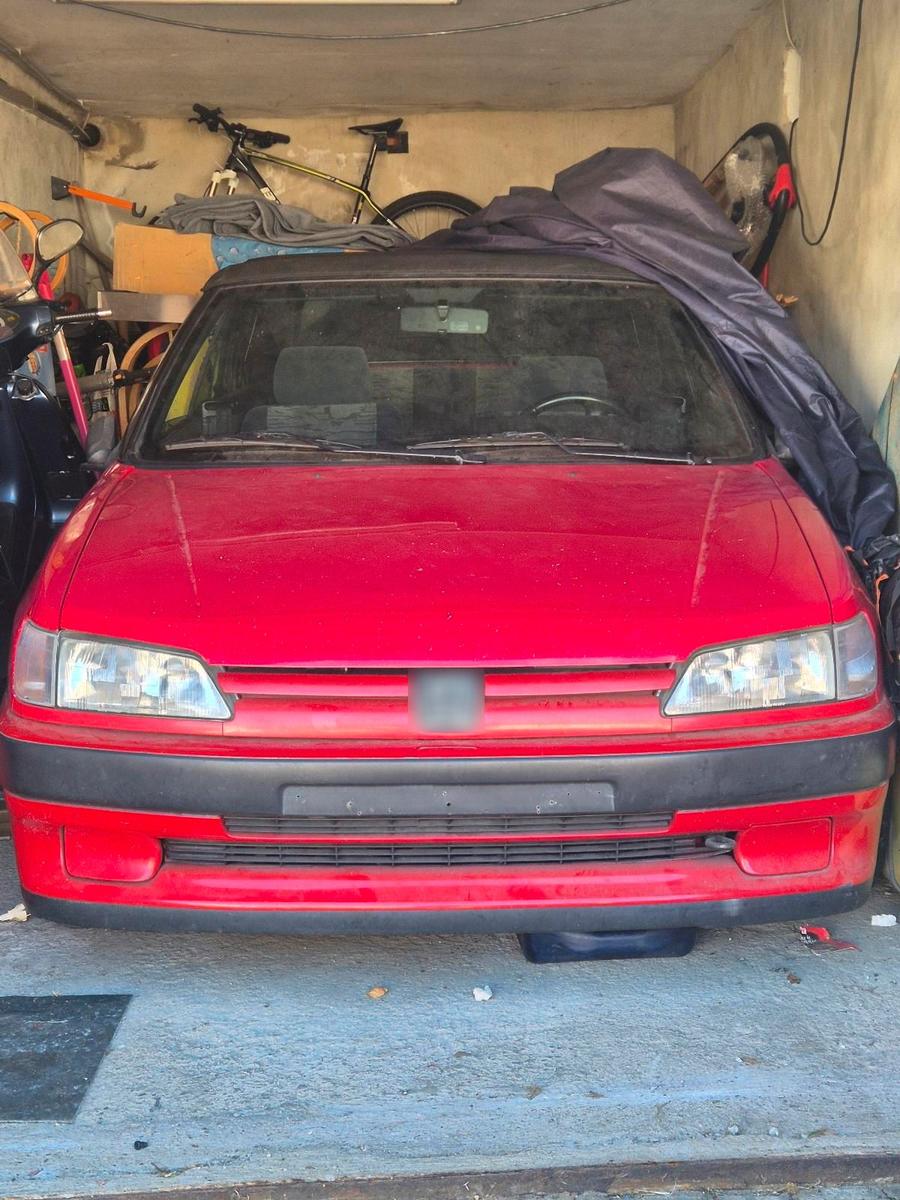 Peugeot 306