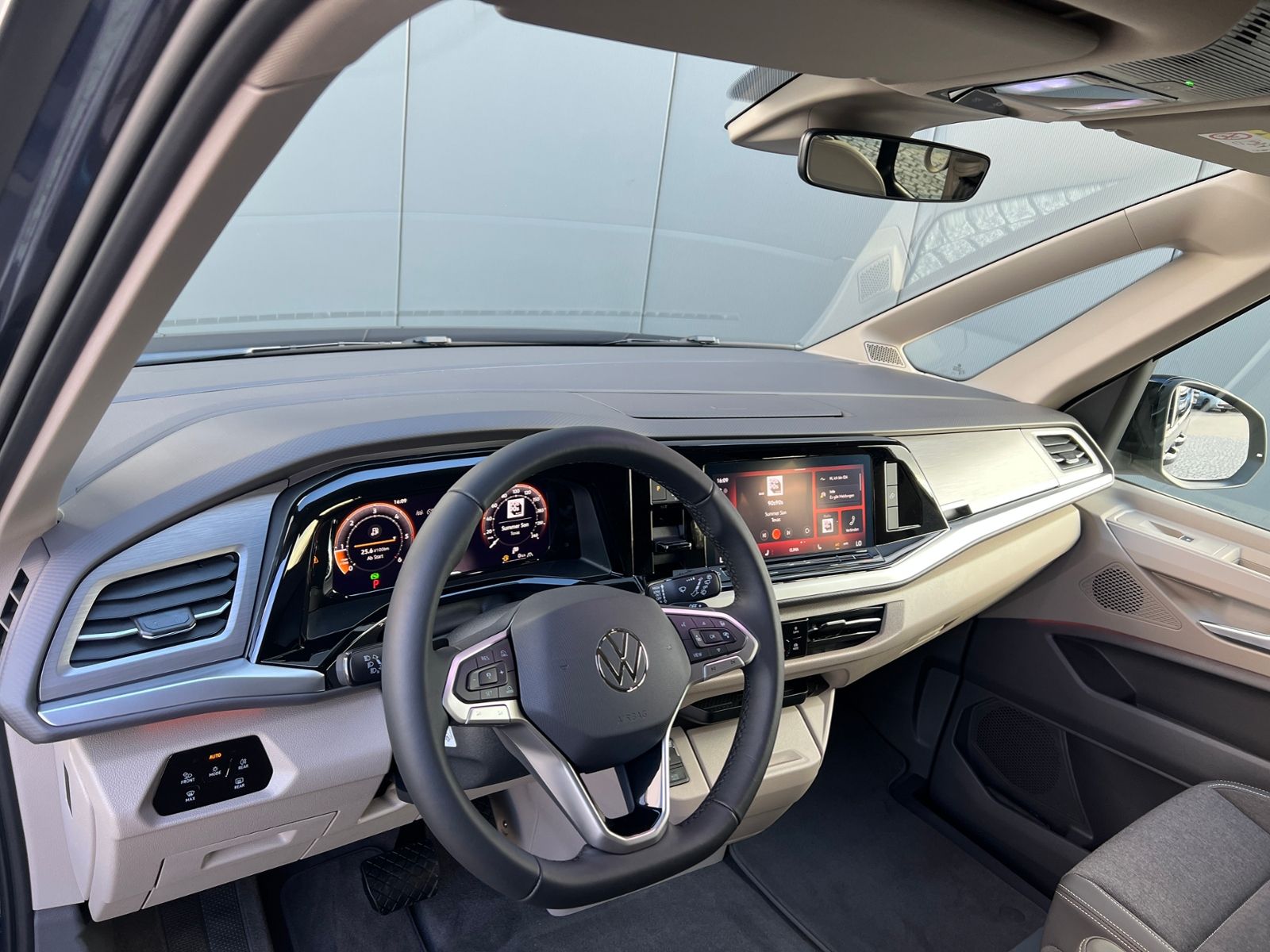 Fahrzeugabbildung Volkswagen California Ocean 2.0 TDI DSG *AHK, IQ.Light, Mar