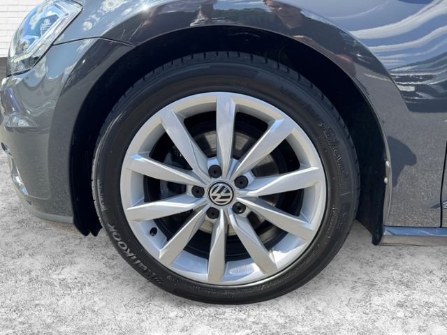 Fahrzeugabbildung Volkswagen Golf Variant 1.5 TSI ACT Highline KLIMA LED NAVI