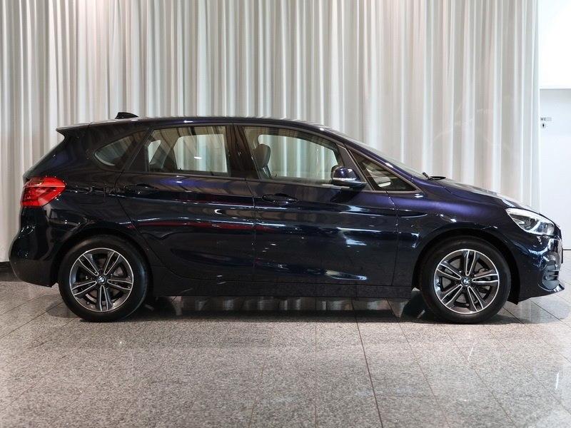 BMW 225xe Active Tourer SportLi LED HUD RFK Navi+