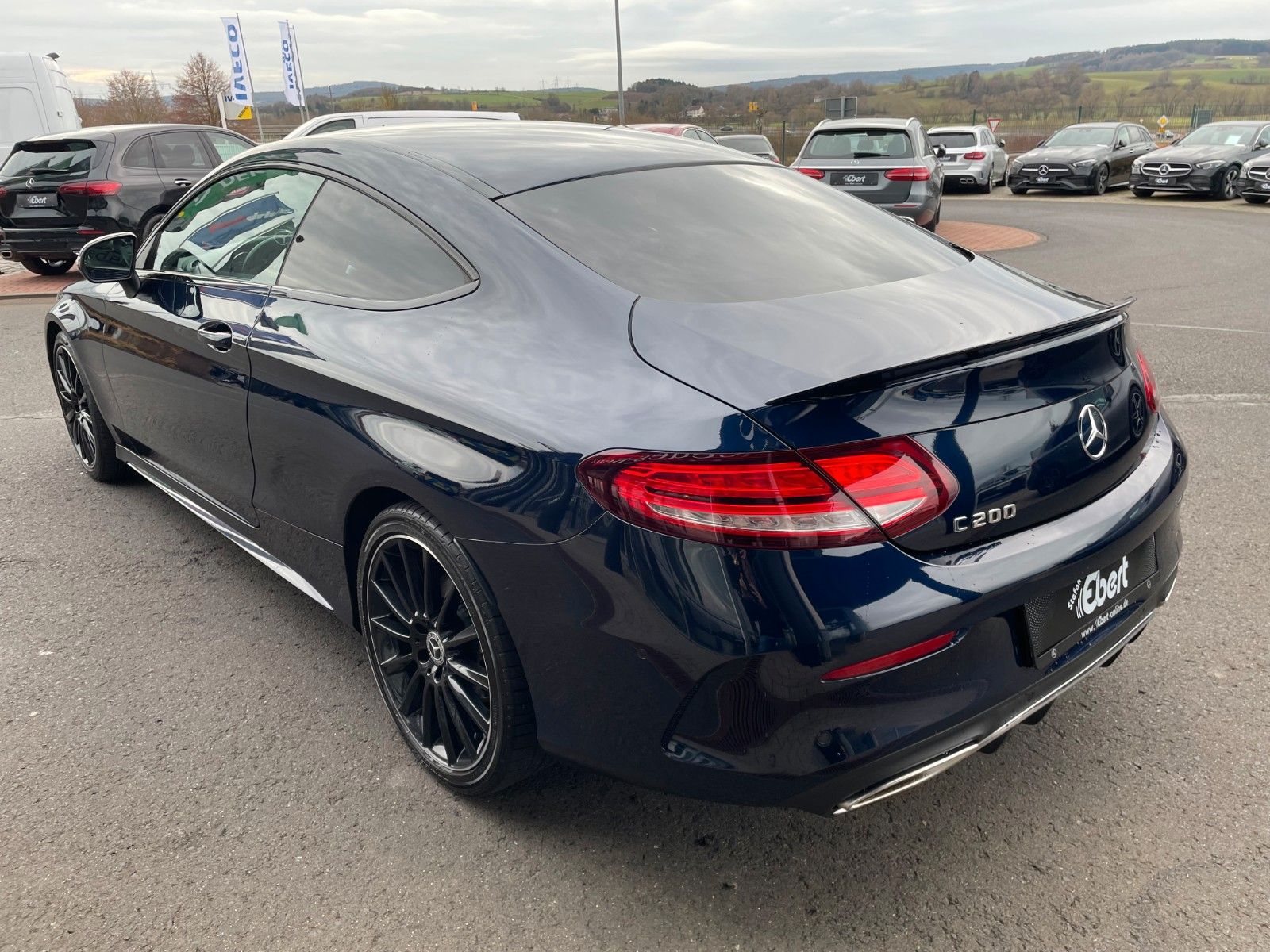 Fahrzeugabbildung Mercedes-Benz C 200 AMG Night+ToTW+R-Kamera+Carpaly+DAB+19"