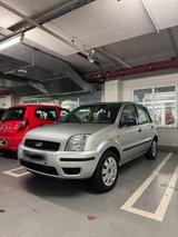 Ford Fusion 1.4  TÜV neu - Ford Fusion in Berlin