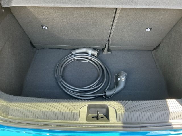 Fahrzeugabbildung Nissan MICRA 40 kWh ADVANCE Winter Paket