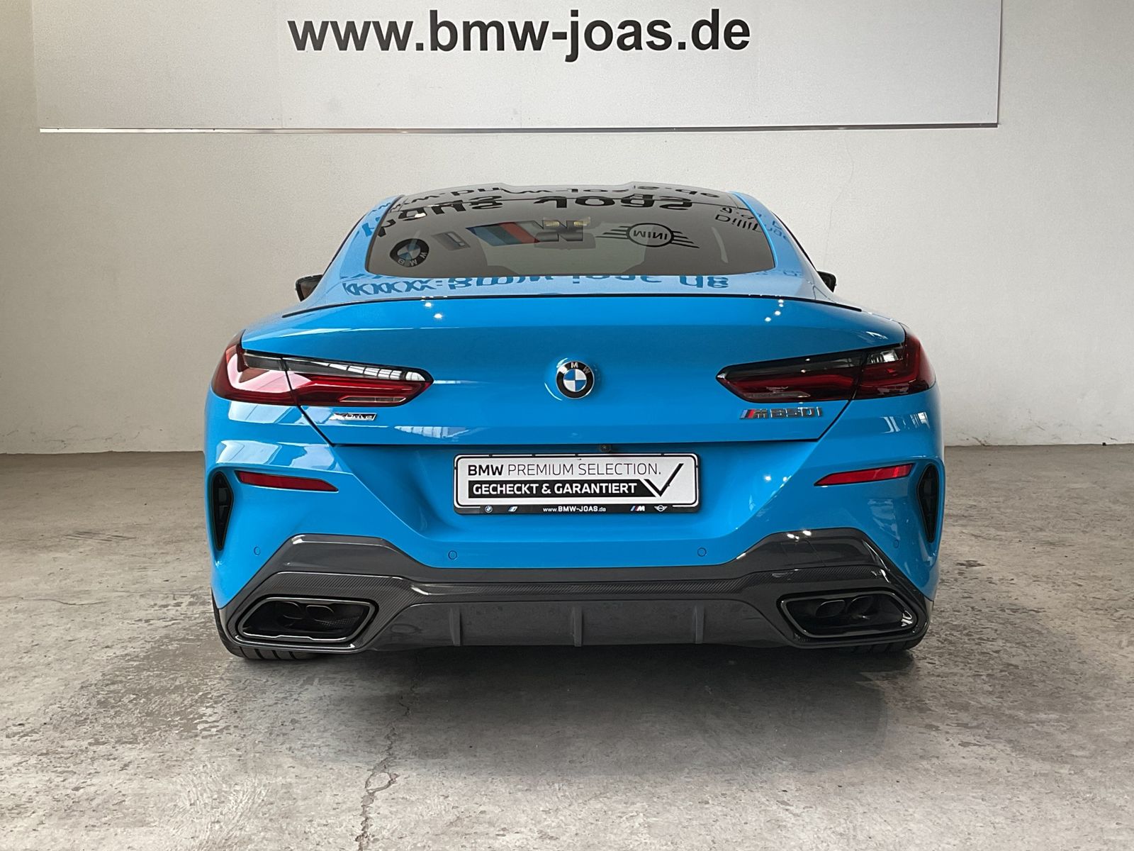 Fahrzeugabbildung BMW M850i xDrive B&W 20" LMR M Carbondach