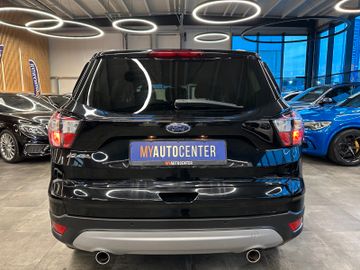 Ford Kuga Titanium *1. Hand*Klima*SHZ*Bluetooth*PDC*