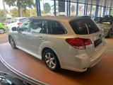 Subaru Legacy Kombi/ Outback Active /Autom./SHZ/MFL/AHK - Subaru Gebrauchtwagen von 2012