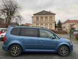 Volkswagen Touran 7-Sitzer*Klimaaut.,Sitzhzg.,Temp., Nr.72 - : Allradantrieb, Van