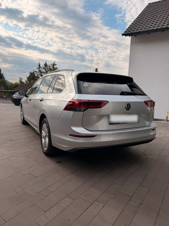 Image of Volkswagen Golf