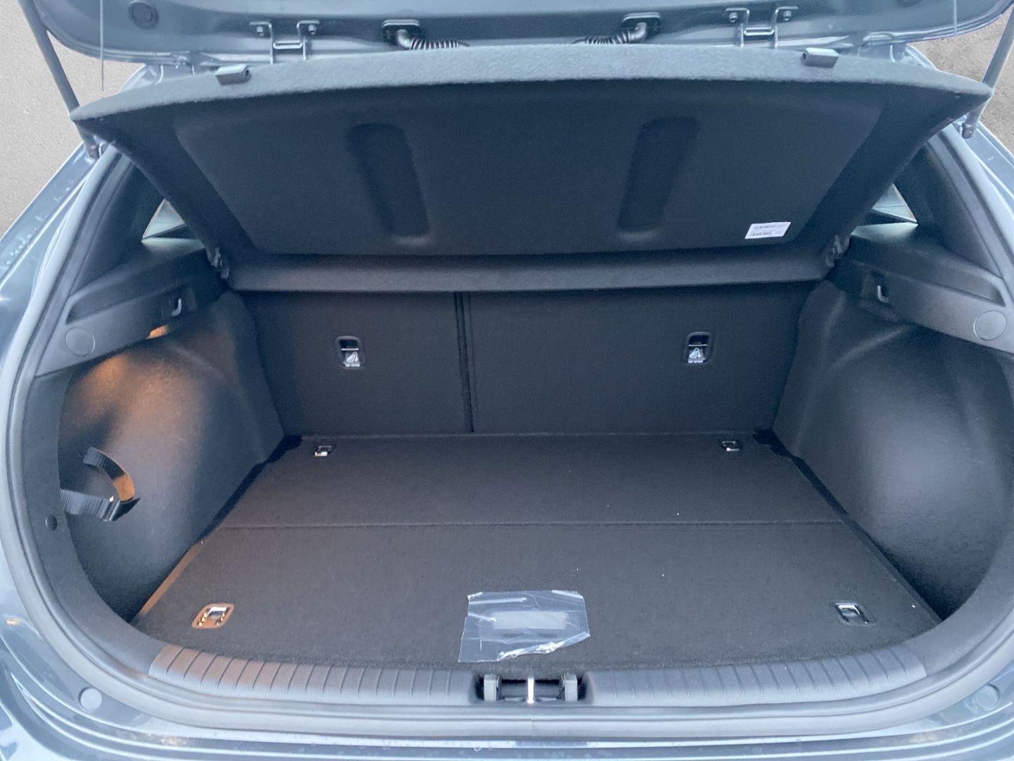Fahrzeugabbildung Kia Ceed VISION 1.5 T-GDI *KOMFORT-PLUS-PAKET*NAVIGA