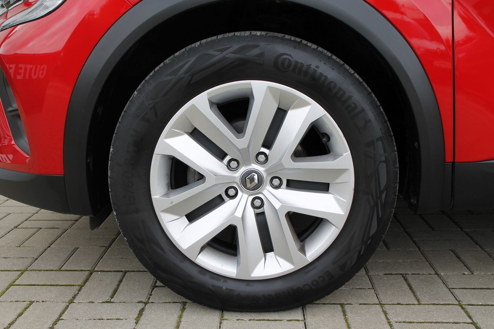 Fahrzeugabbildung Renault Captur EXPERIENCE TCe 100