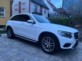 Mercedes-Benz GLC 220 d 4MATIC Autom. - AMG Felgen Trittbrette - Mercedes-Benz GLC-Klasse Gebrauchtwagen in Stuttgart