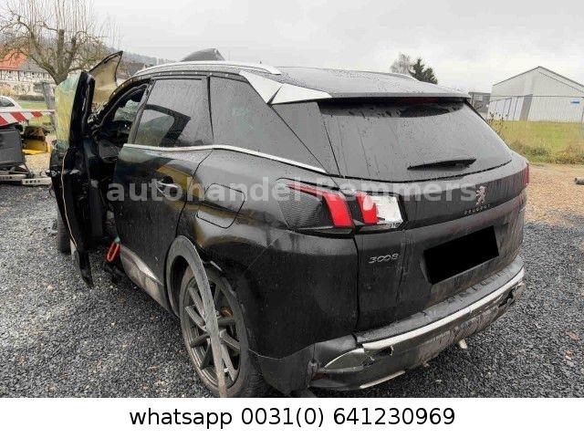 Peugeot 3008 Hybrid4 300 GT