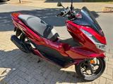 Honda PCX 125 - HONDA ROLLER 125