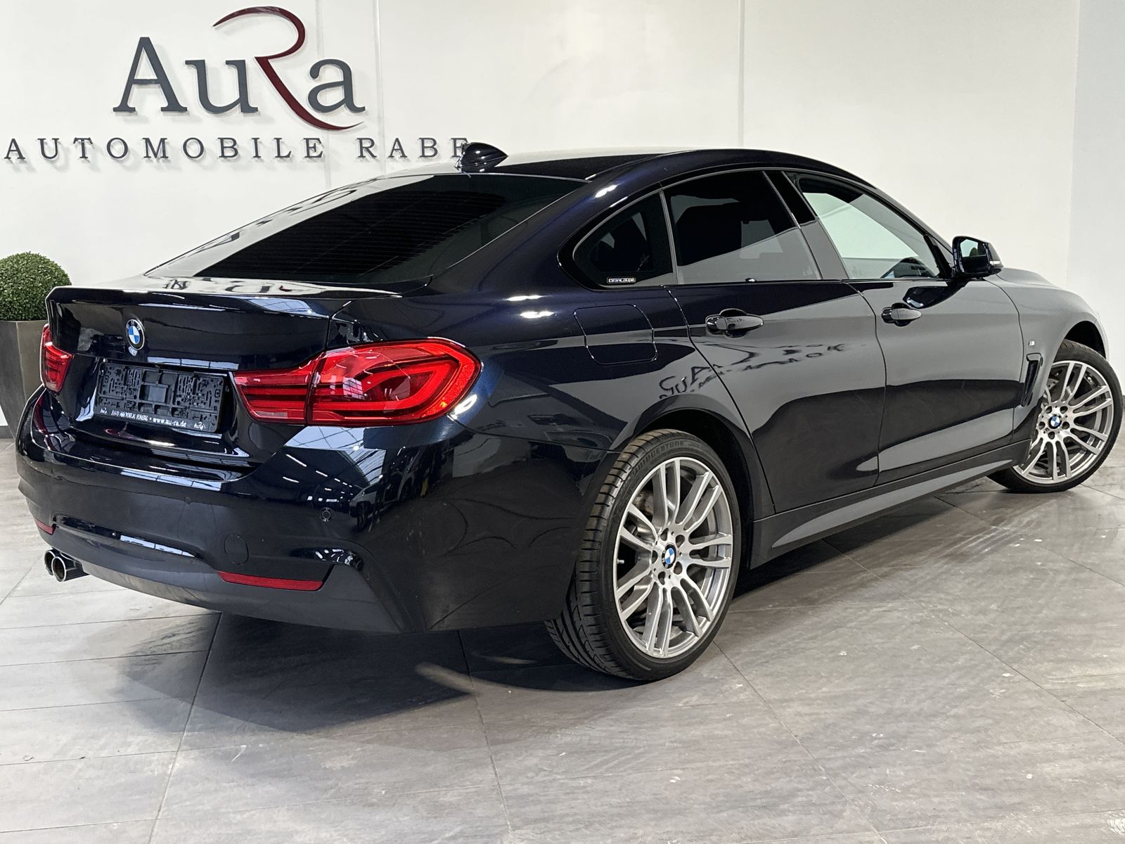 Fahrzeugabbildung BMW 435d Gran Coupé xDrive M-Sport NAV+LED+AHK+KAM+H